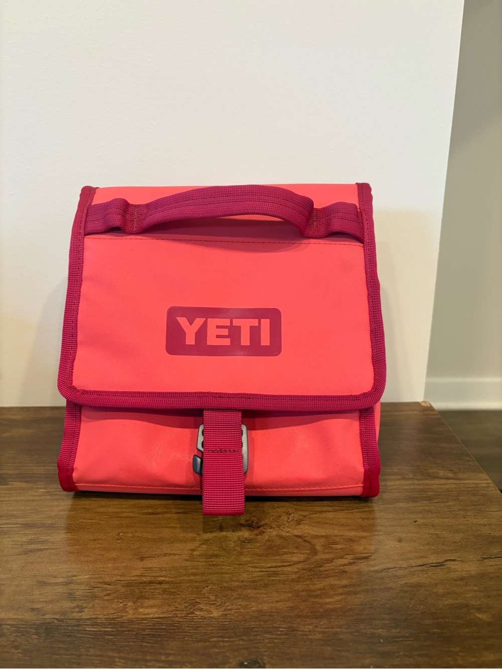 Yeti Cooler Bag in Bimini pink